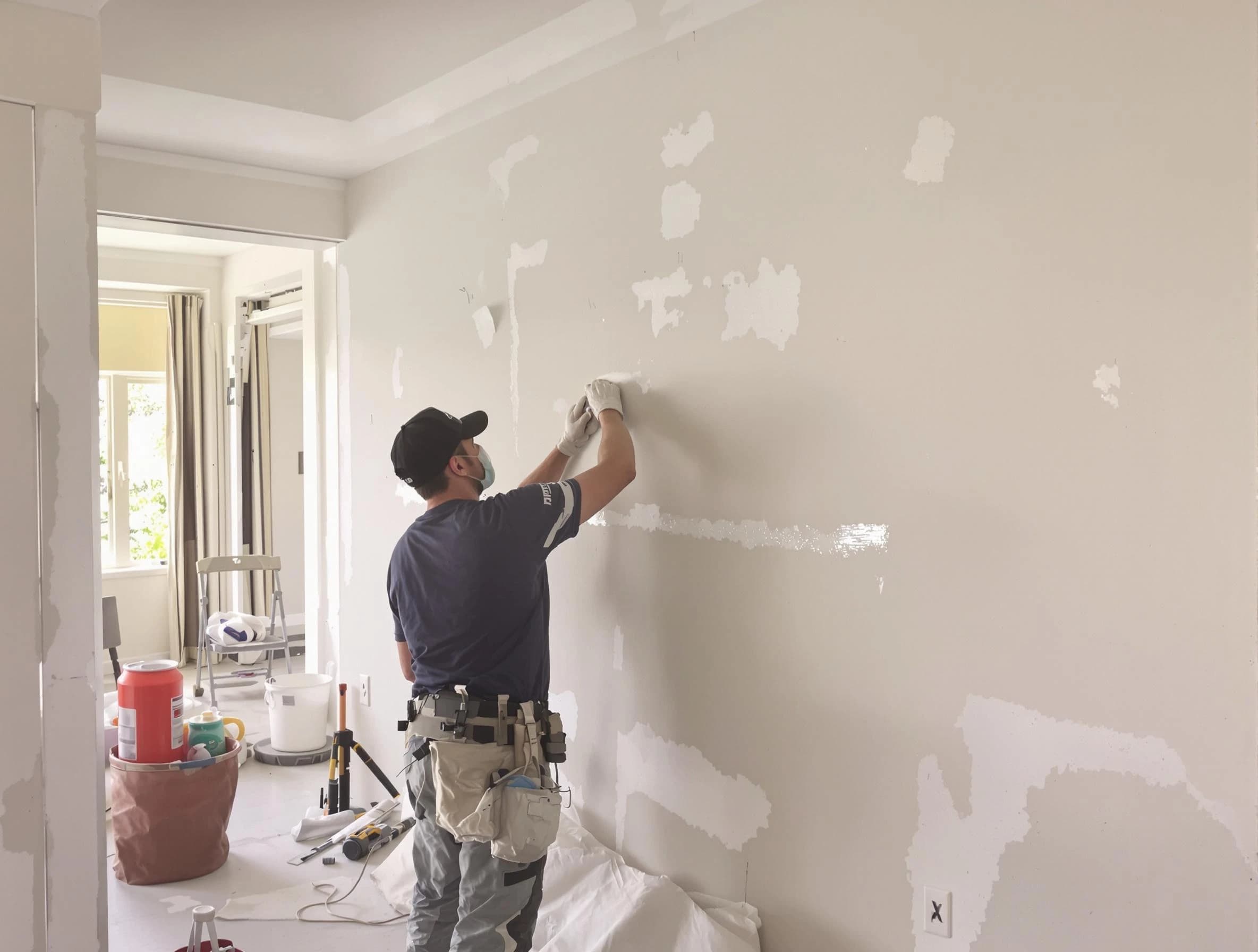 Taping and mudding service by Lorain House Painters in Lorain